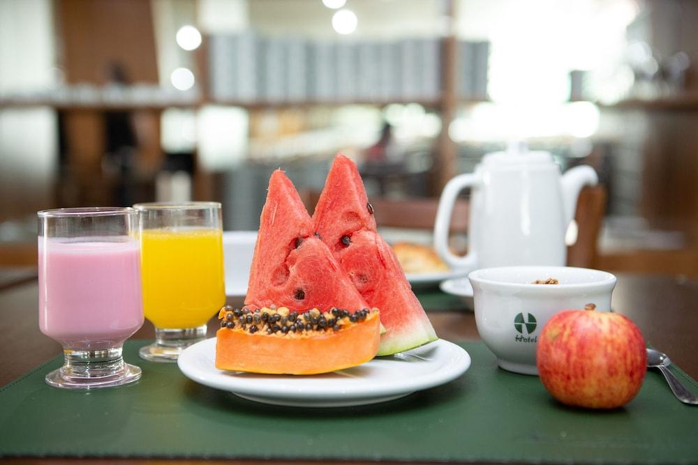 Hotel Nacional Inn Pocos De Caldas - Lazer Completo E Gastronomia No Centro ภายนอก รูปภาพ